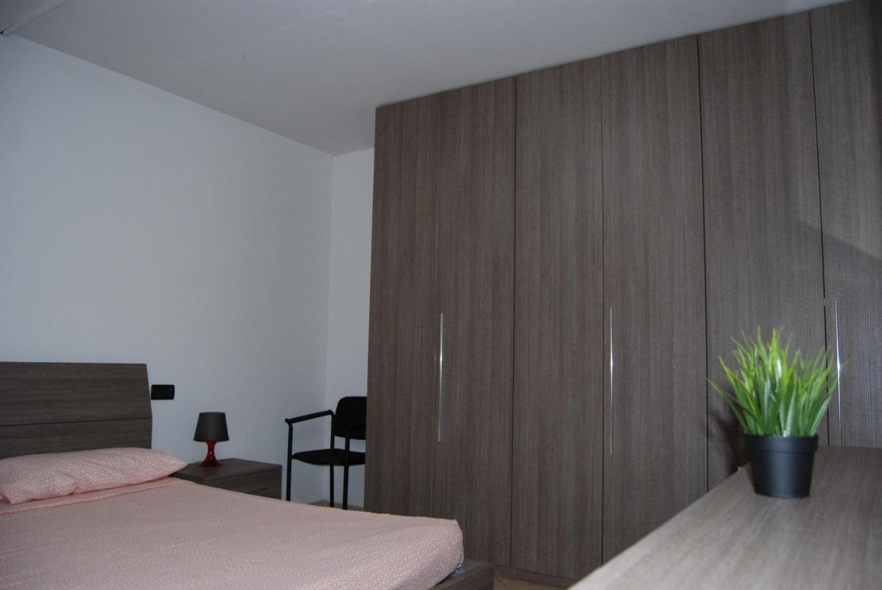 Case Vacanza Le Vele Desenzano del Garda Luaran gambar