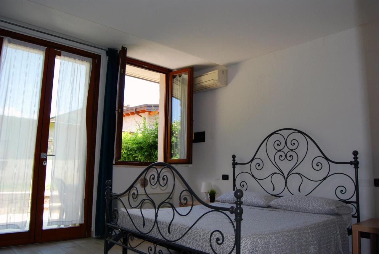 Case Vacanza Le Vele Desenzano del Garda Luaran gambar