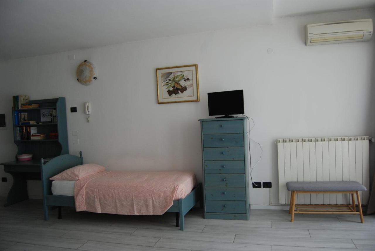 Case Vacanza Le Vele Desenzano del Garda Luaran gambar