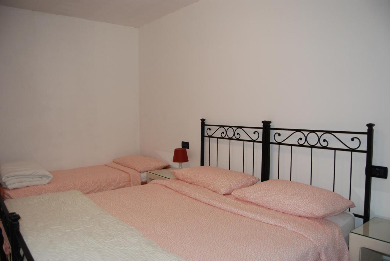 Case Vacanza Le Vele Desenzano del Garda Luaran gambar
