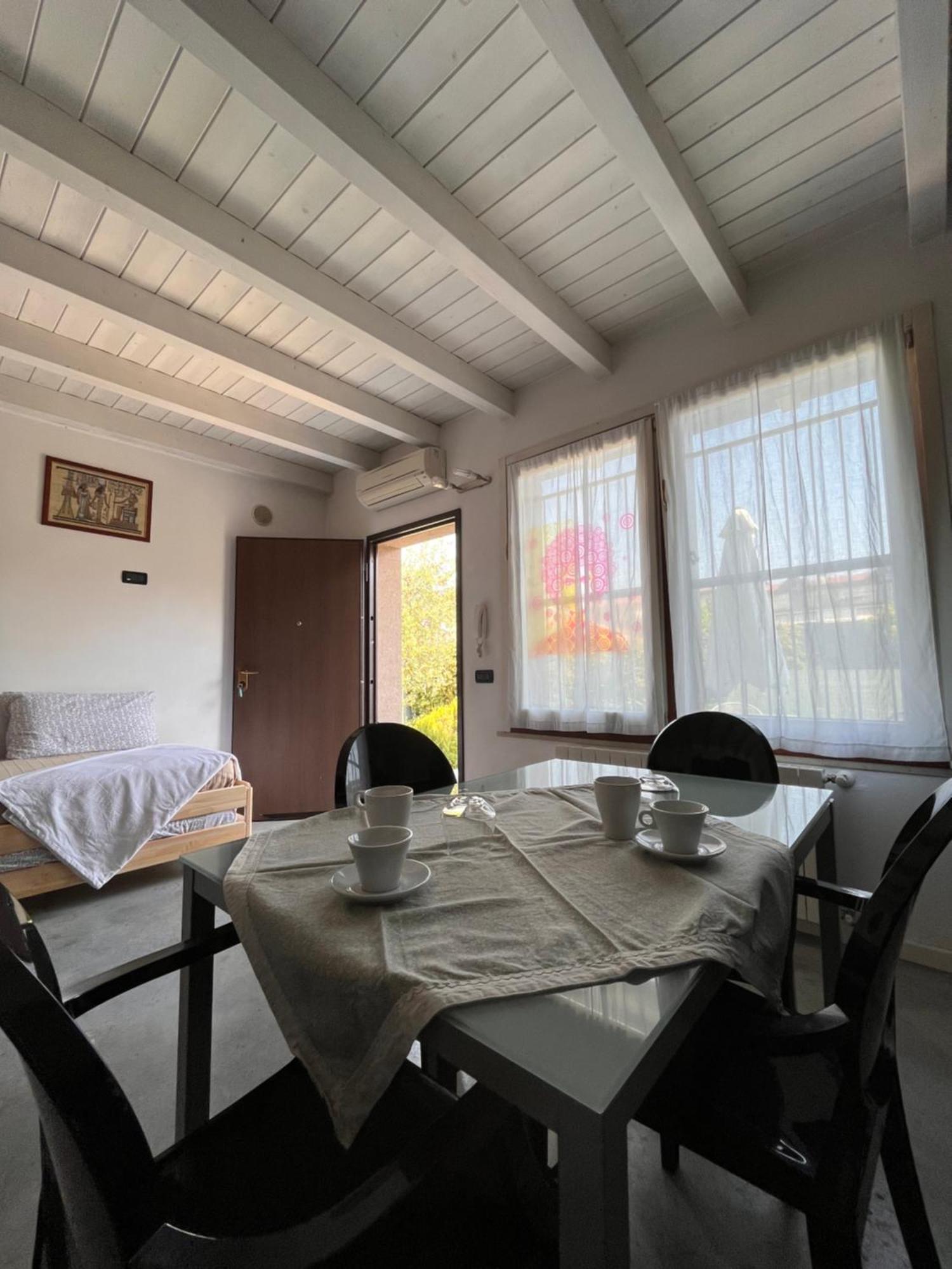Case Vacanza Le Vele Desenzano del Garda Luaran gambar