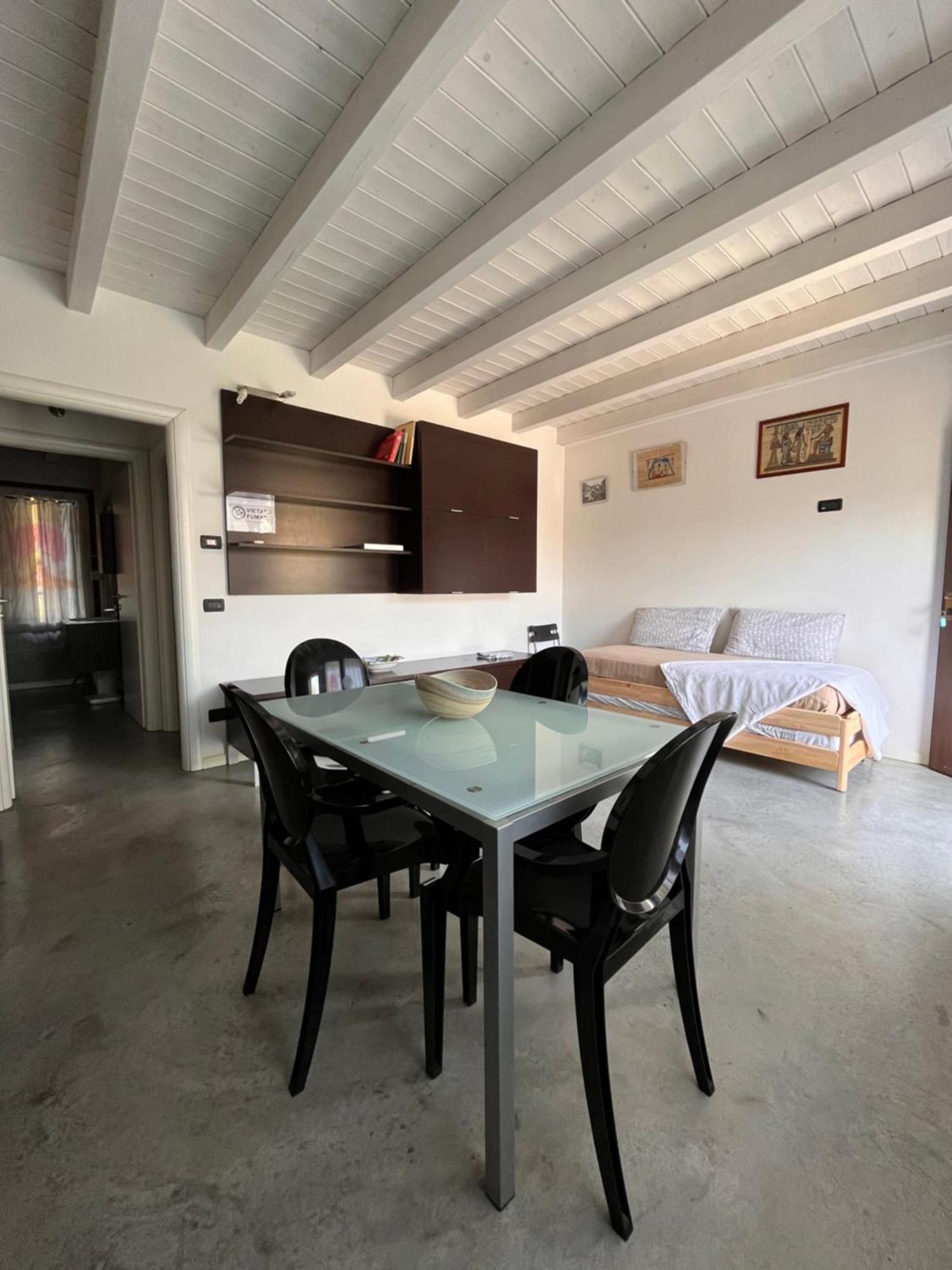 Case Vacanza Le Vele Desenzano del Garda Luaran gambar