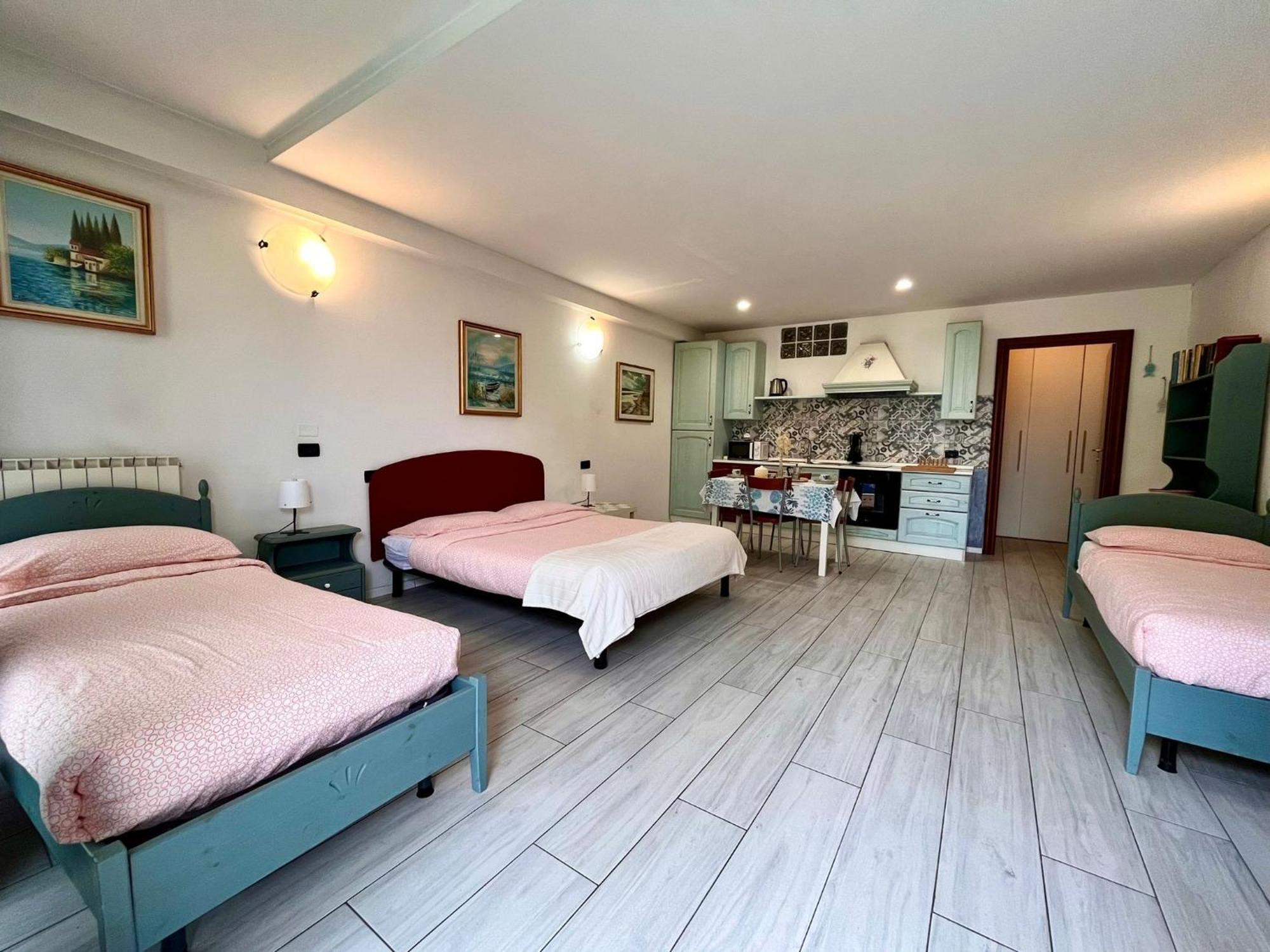 Case Vacanza Le Vele Desenzano del Garda Luaran gambar