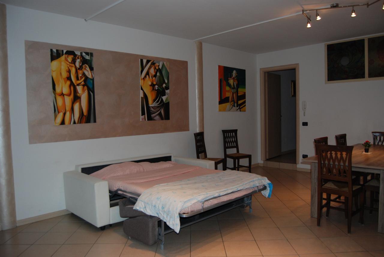 Case Vacanza Le Vele Desenzano del Garda Luaran gambar